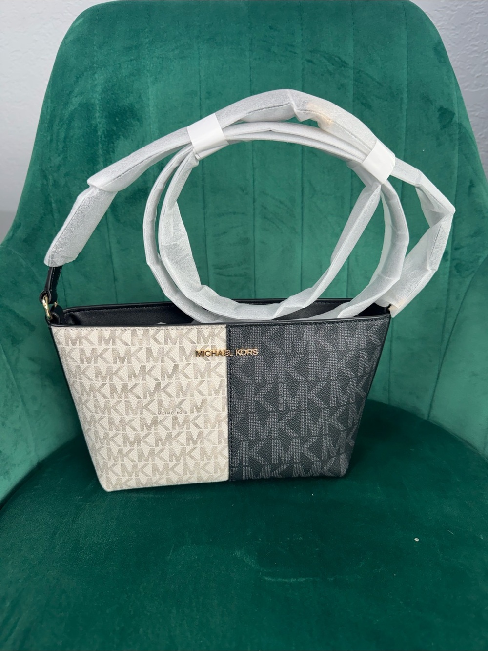 Michael Kors Two-Tone MK Signature Crossbody in Cream & Black
